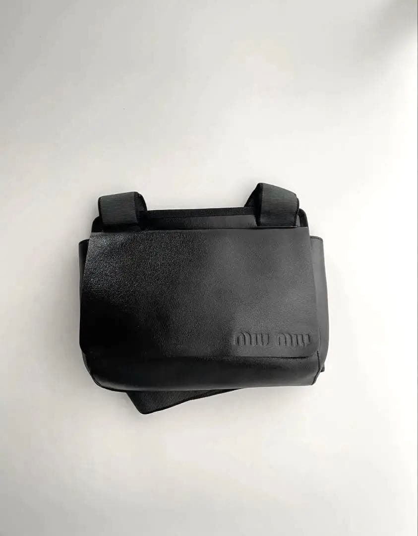 バッグ MIU MIU 90s Leather Shoulder Bag Miu Miu Small Aventure Leather Tote Bag | Brown | FARFETCH ZA