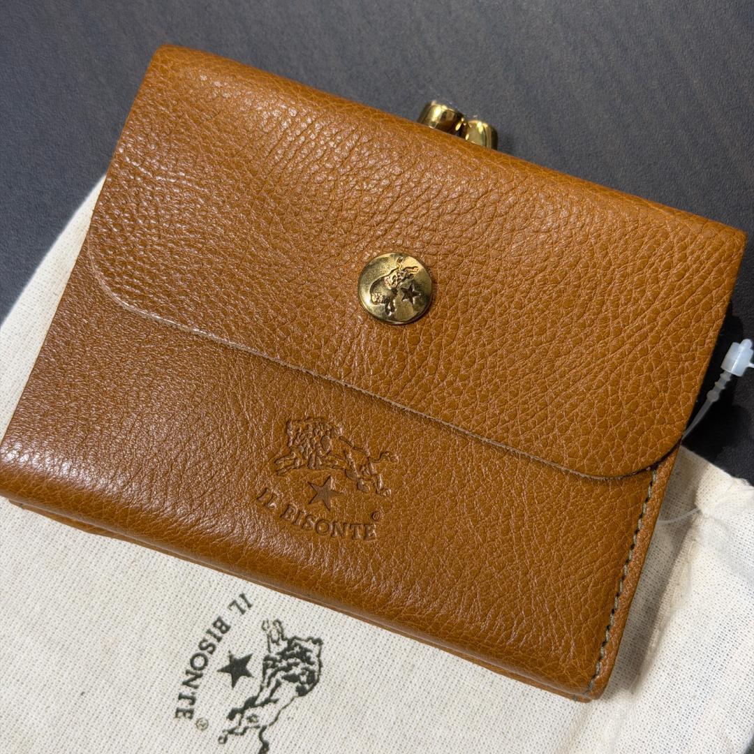 【新品未使用】イルビゾンテ 二つ折り がま口 財布 オリーブ IL BISONTE（イルビゾンテ） 財布 がま口財布 二つ折り財布 レター型