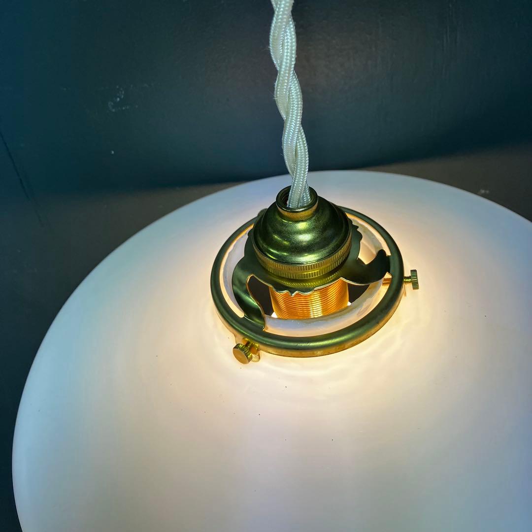 アンティーク 乳白色ガラスシェード ペンダントライト レトロ 大正