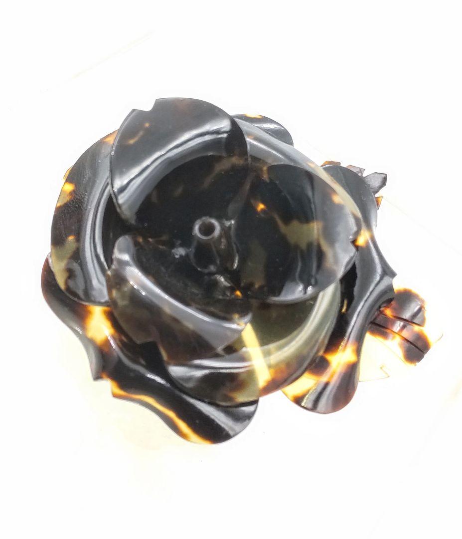 本べっ甲バラ立体ブローチ