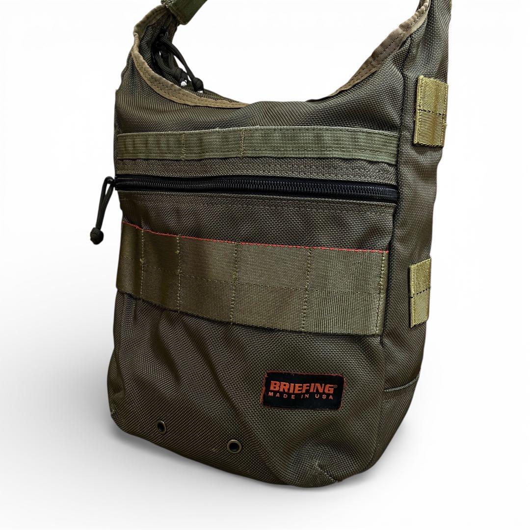 BRIEFING DAY TRIPPER ショルダーバッグ カーキ - メルカリ