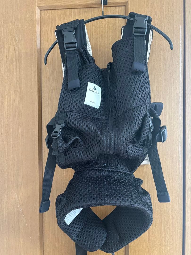 bebe swan 抱っこ紐 ブラック - メルカリ