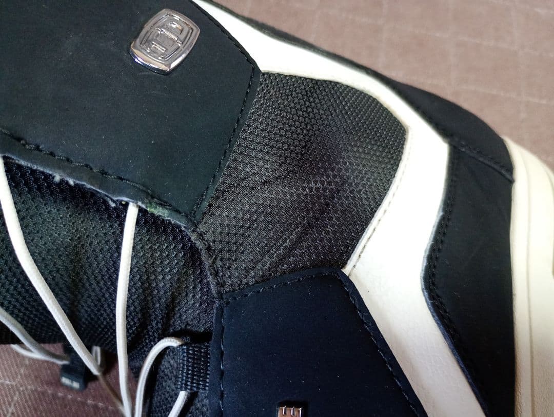 か*ン様 ディーラックス　DEELUXE ID 27.5cm