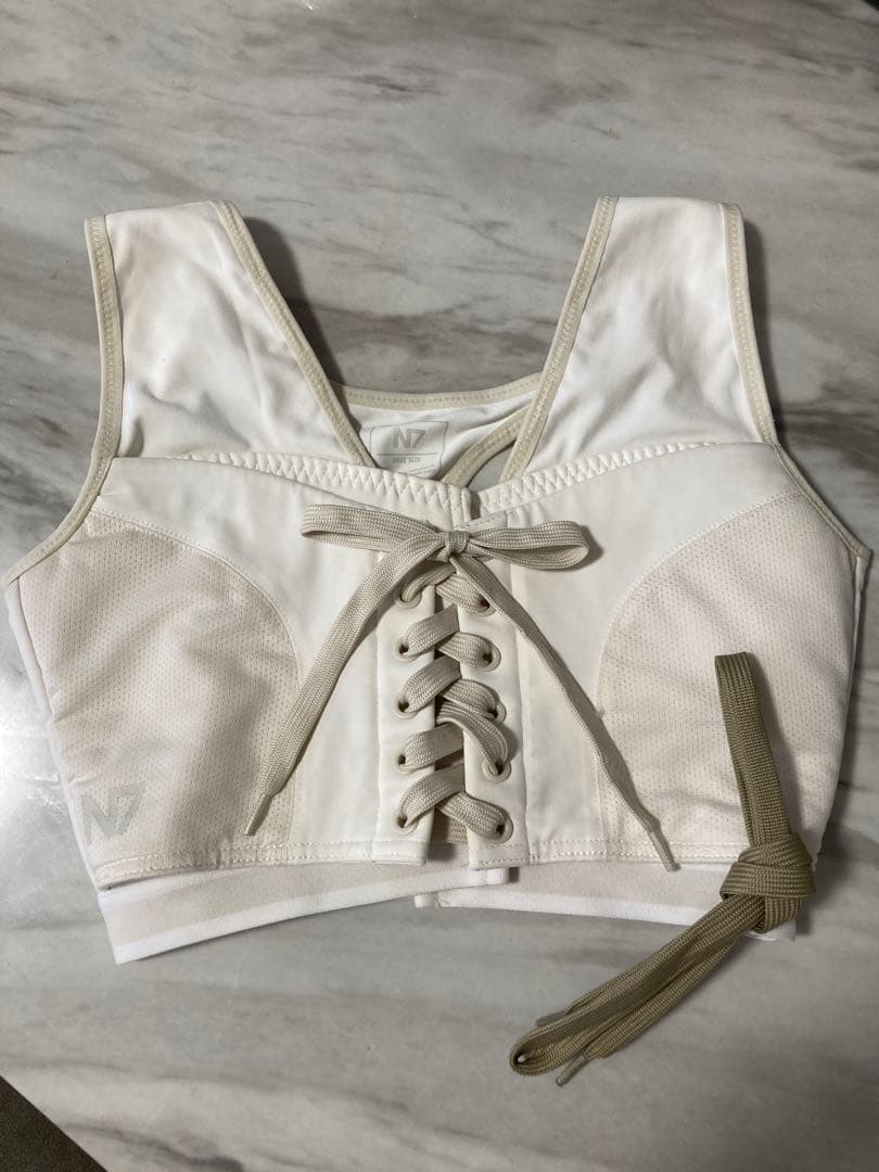 ひなちゃんねる N7 スポブラ White - メルカリ