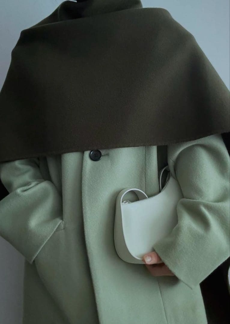 digne ディニュthrow shawl coat - khakiストール - メルカリ