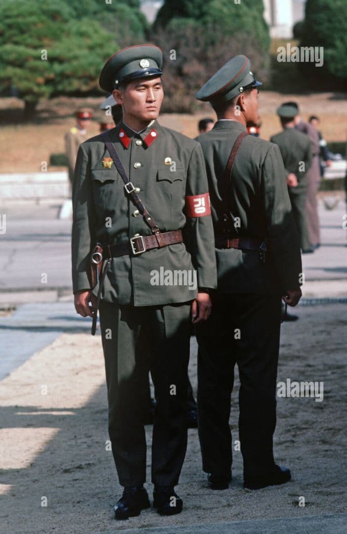 80年代 朝鮮人民軍 陸軍 制帽 レプリカ 北朝鮮 板門店 - メルカリ