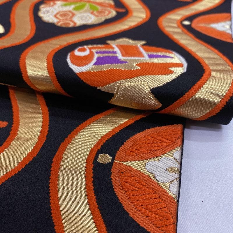 503ag65◎七五三 7歳 全通袋帯 ハーフ成人式 宝尽くし 金糸 黒◎美品