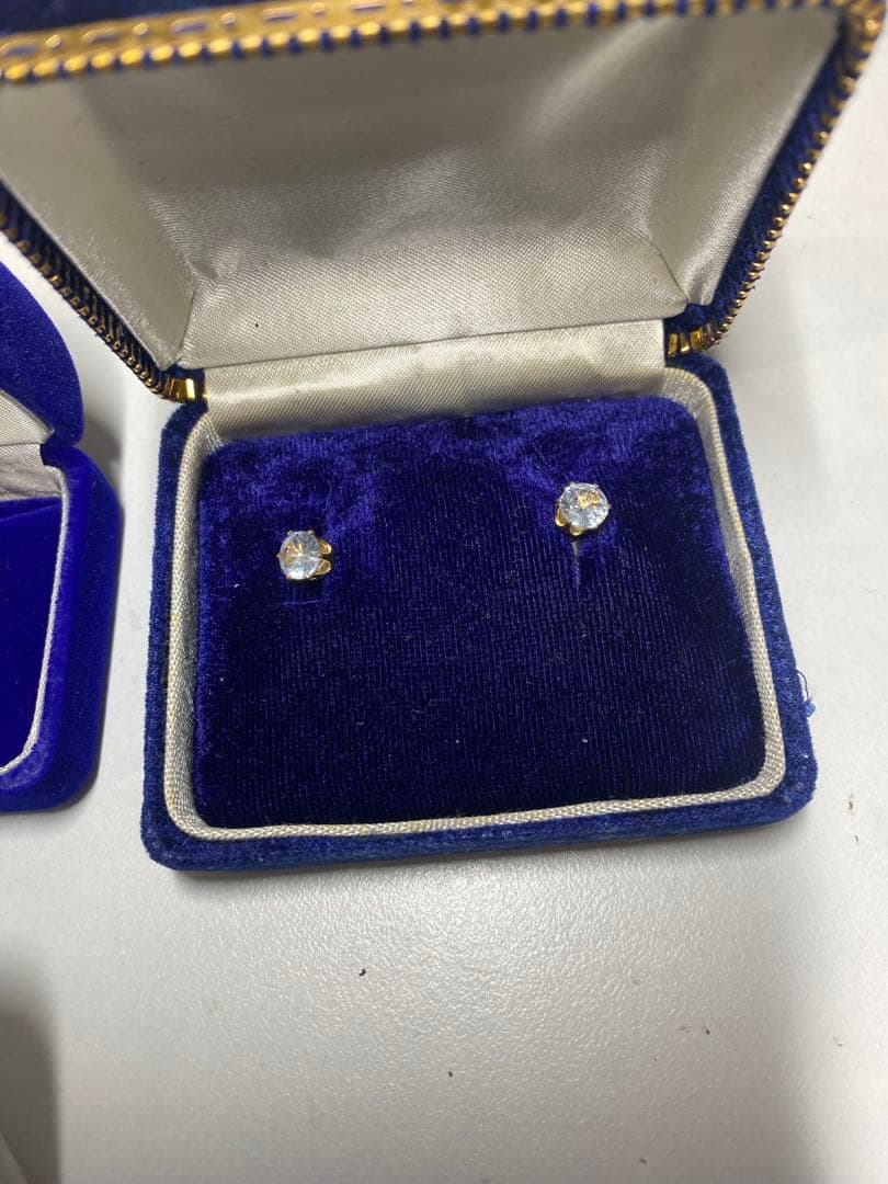 い*ー様 ⭐︎① 遺品整理 まとめ売り 断捨離 終活 指輪 イヤリング