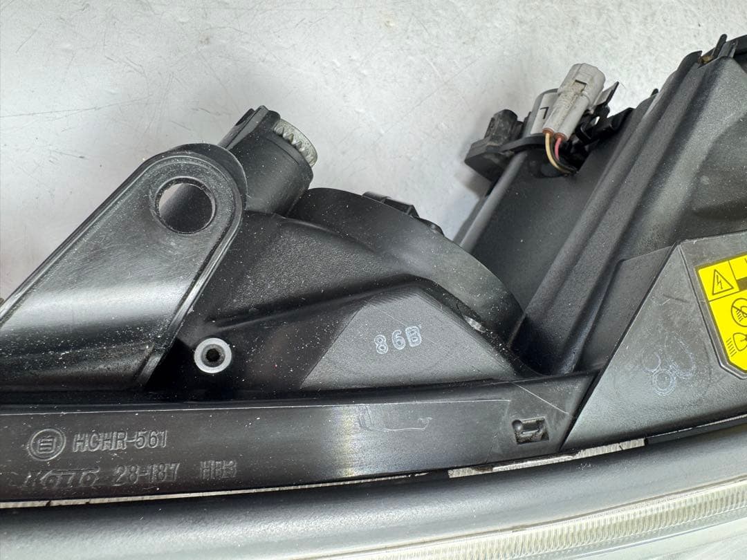 トヨタエスティマ50系前期AFS付きHIDヘッドライト ACR50W28-187 - メルカリ