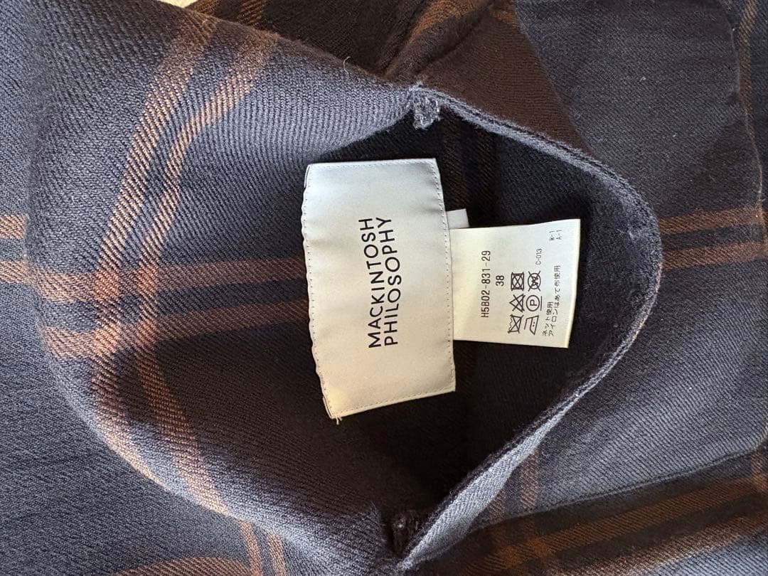 マッキントッシュフィロソフィー ダブルフェイスリバーノーカラーコート 紺