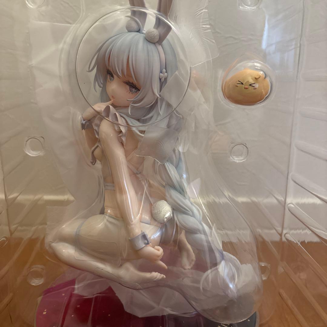 Le Malin ルマラン ル・マラン 昼寝好きのラピヌ フィギュア