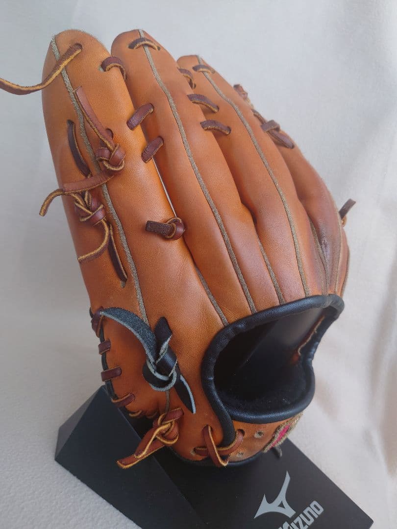 ク*シ様 NPB プロ支給品 外野手用グローブ 元東京ヤクルトスワローズ