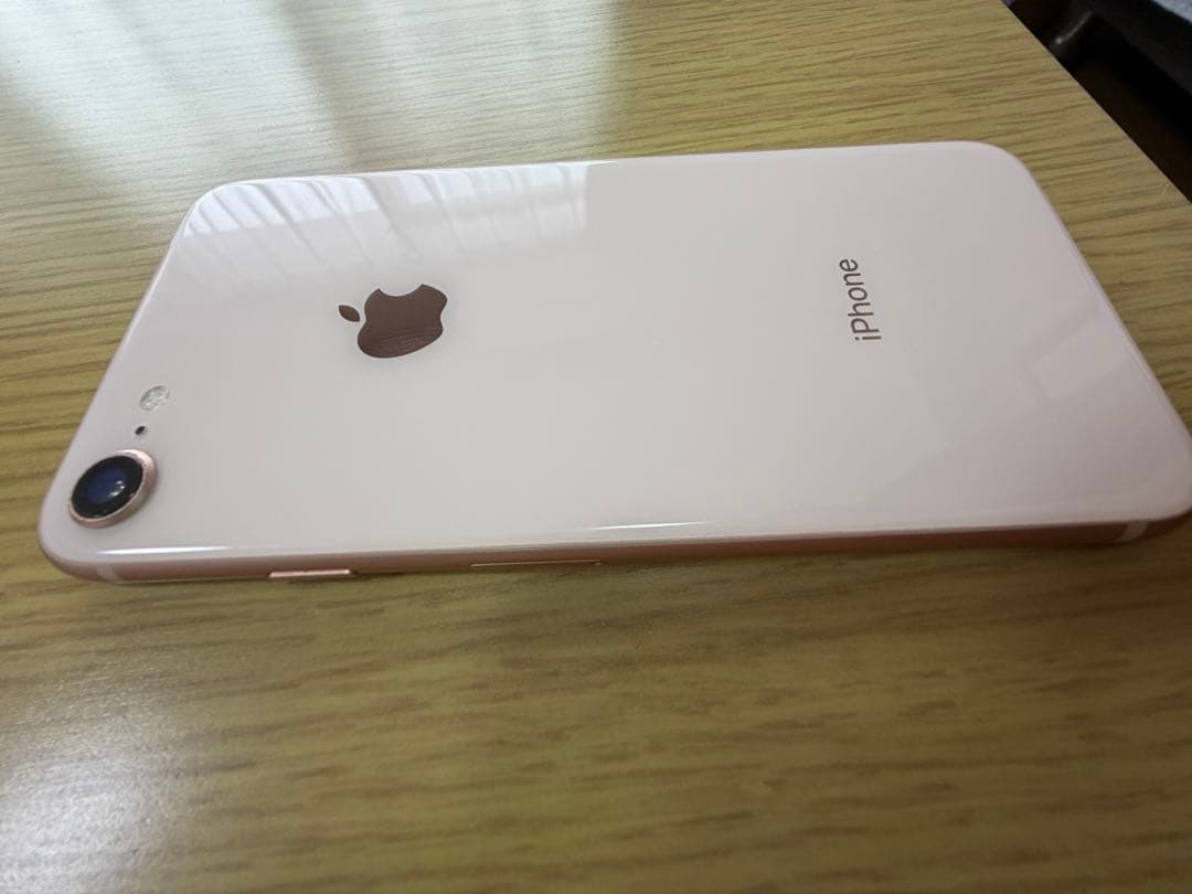 iPhone8 本体 ピンクゴールド - メルカリ