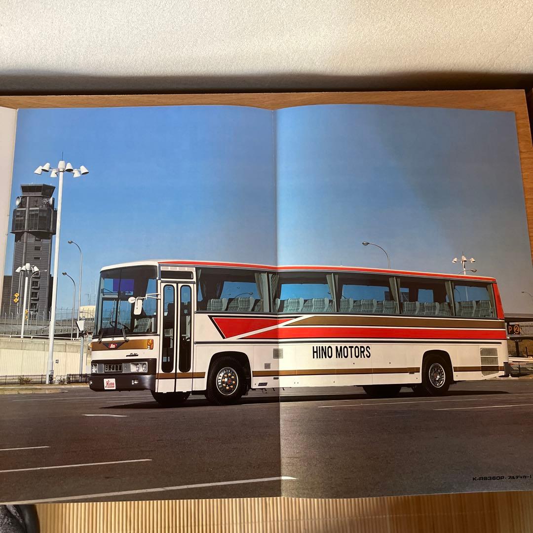 s*e様 希少！日野自動車 RS スケルトン大型バス カタログ - メルカリ