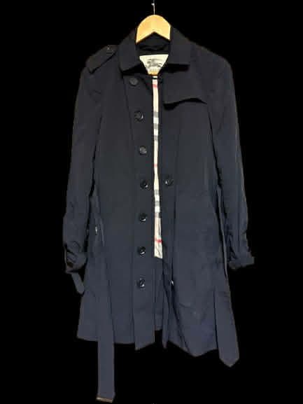 Burberry ネイビー トレンチロングコート - メルカリ