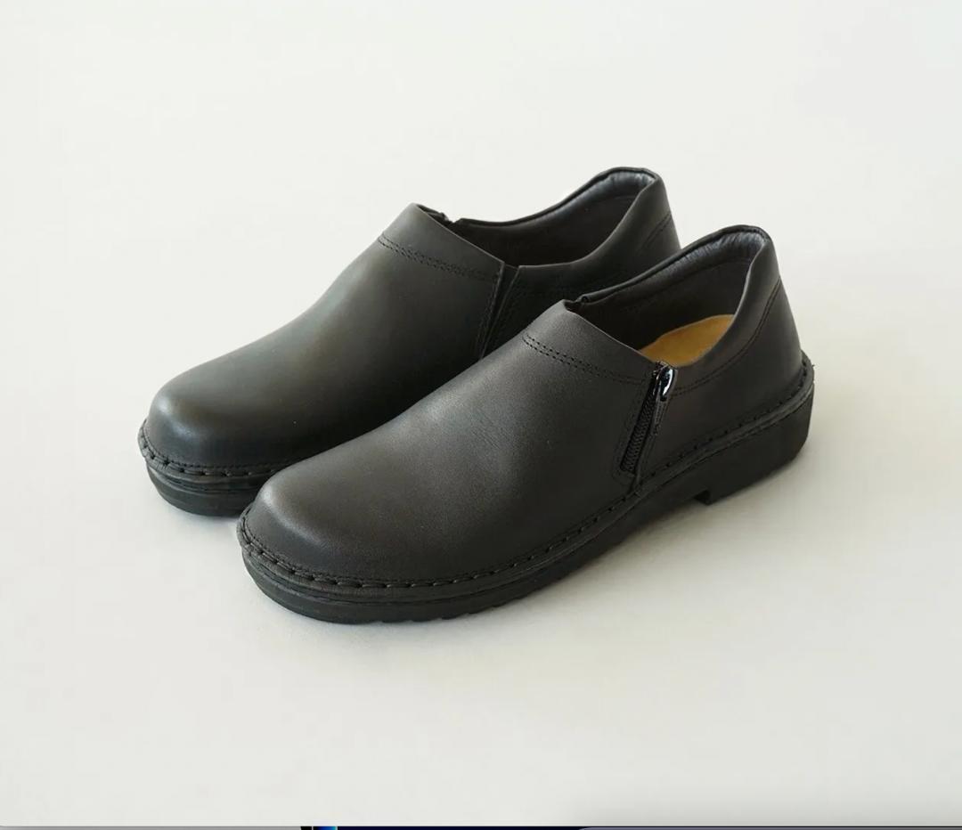 ジ*ジ様 【ほぼ未使用】NAOT CLARA ナオト クララ ブラック 24cm