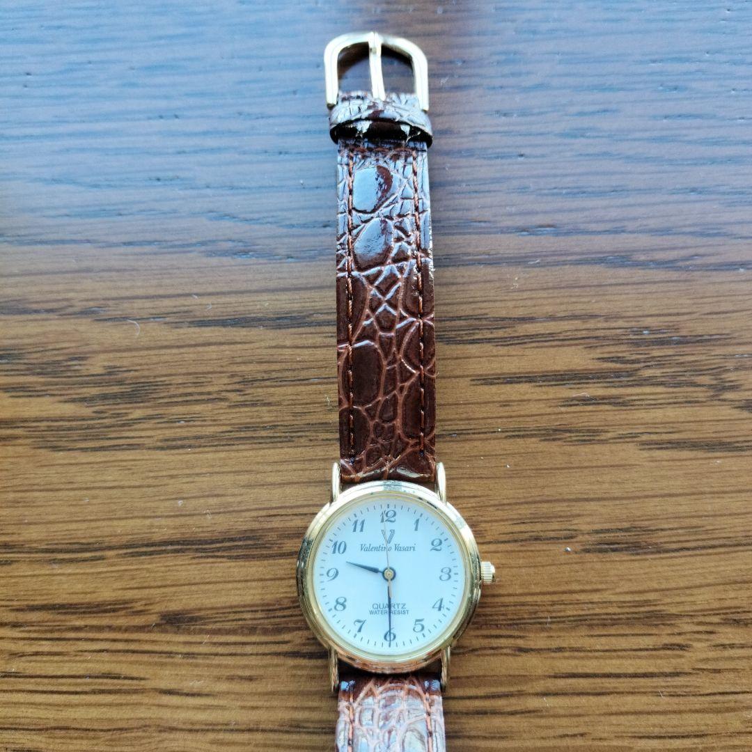 Valentino Vasari クォーツ腕時計 ホワイト文字盤 - メルカリ