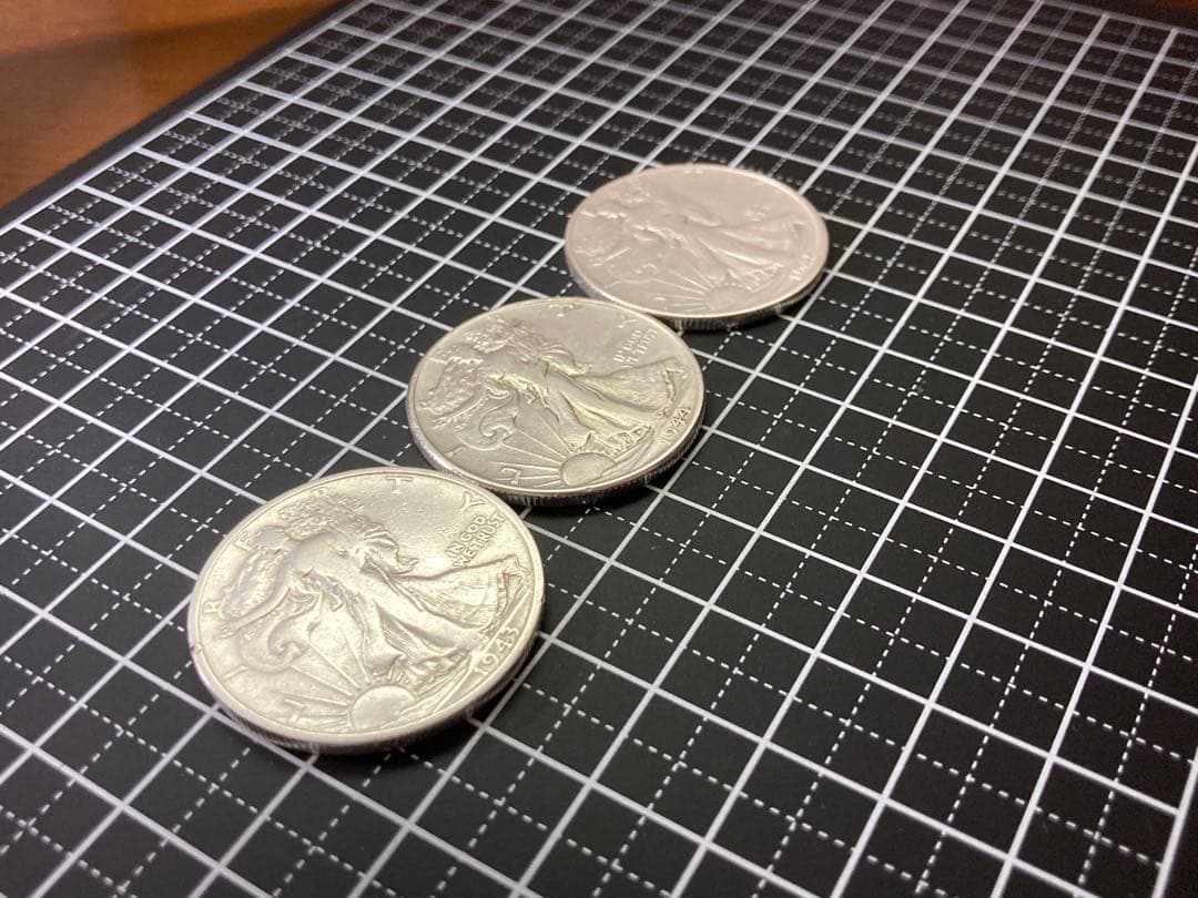 《アメリカ》ウォーキングリバティハーフダラー銀貨3枚組(1943、44、45)