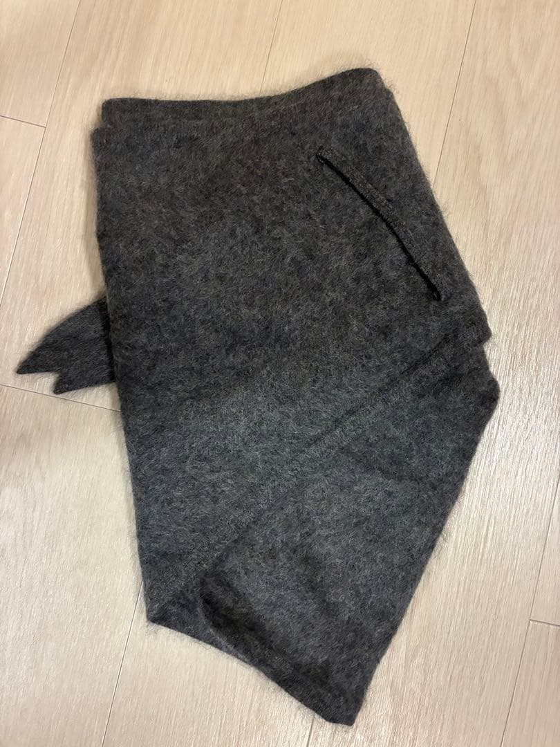 リリー様専用】ソージュ soeju ウール三角ストール チャコール - メルカリ