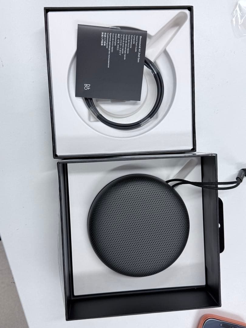 スピーカー・ウーファー Bang & Olufsen Beosound A1 2nd Gen Bang&Olufsen ( バング・アンド・オルフセン ) Beosound A1 2nd Gen