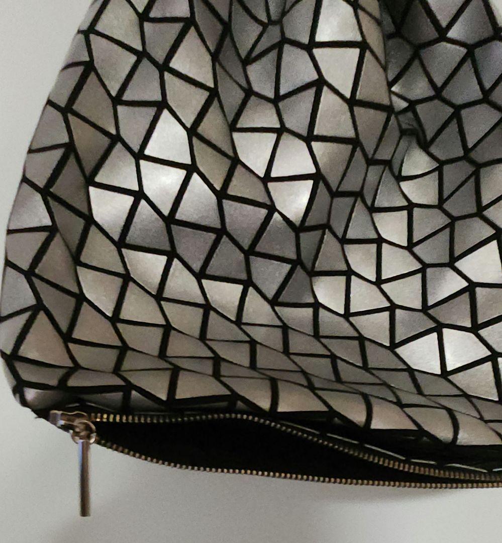 値下】chi.wata チワタ レザートートバッグ 幾何学模様 - メルカリ