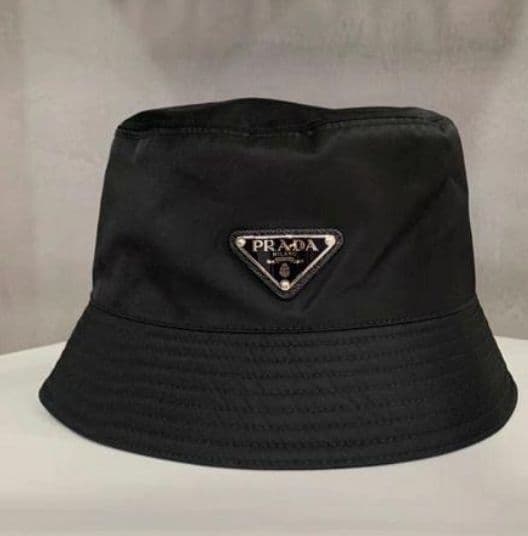 新品未使用品 タグ付き PRADA プラダ バケットハット 帽子 ノベルティ