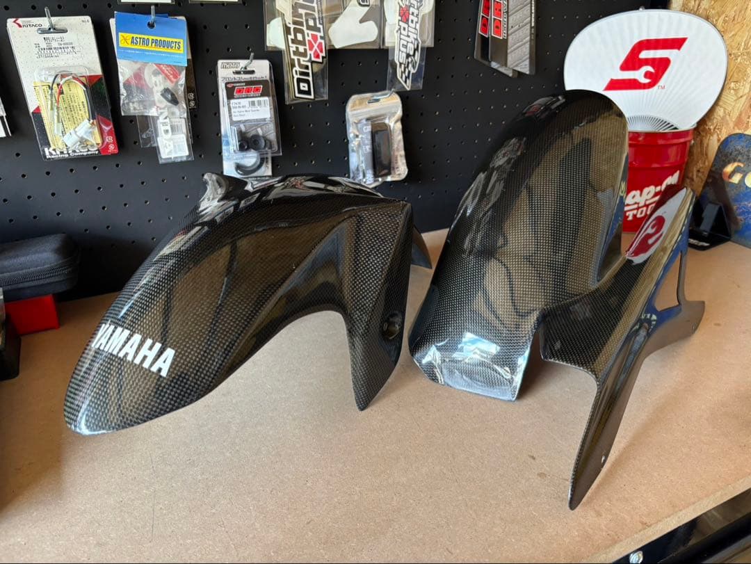 【値下げ】ヤマハ YZF-R25 フロントフェンダー＆リアフェンダー セット売り Amazon | バイク用 リアフェンダー マッドガード リヤフェンダー