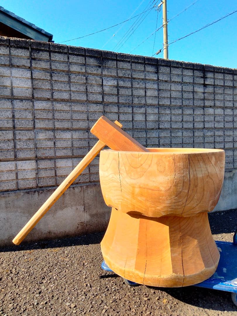 臼・杵セット　餅つき　古道具　お正月　イベント　うす　きね　もちつき　 ⑧ 楽天市場】餅つき セット 臼と杵 3升〜4升 大人用 杵 : 臼と農具 山崎