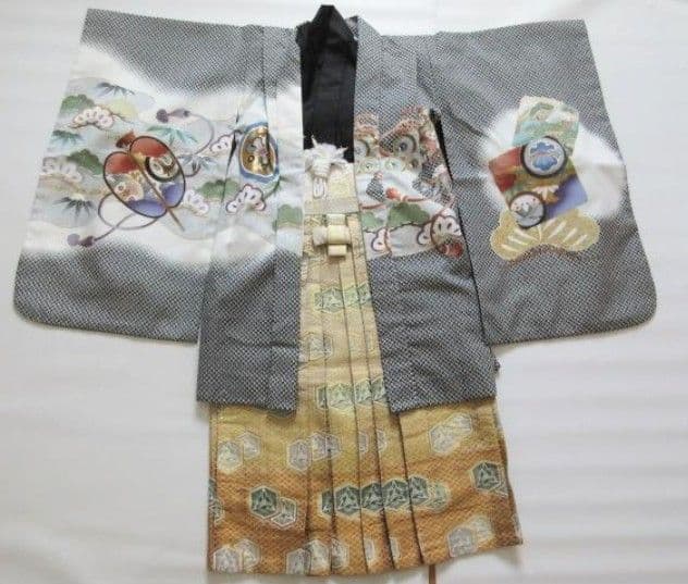 七五三 袴 フルセット 兜柄 5歳 男の子 七五三 着物 男の子 袴 セット お祝い着 5歳羽織袴 フルセット 兜柄