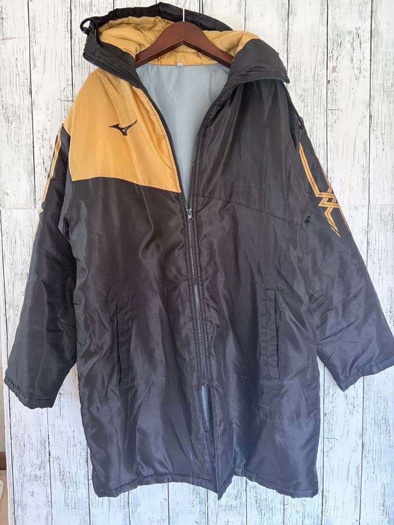 MIZUNO ミズノ ベンチコート ブラック✖️ゴールド Mサイズ ウィメンズ