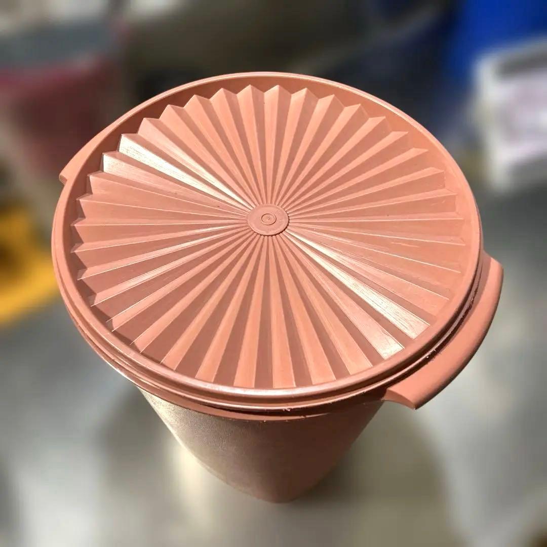 タッパーウエアtupperware マキシクイーンデコレーター11ℓ 29cm - メルカリ