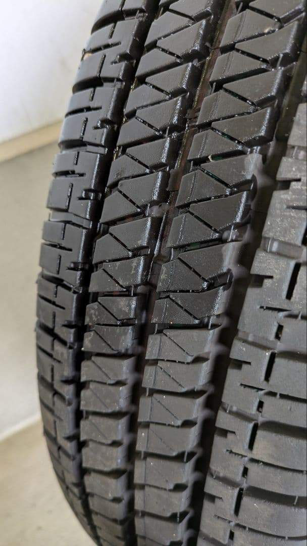 ジムニーシエラ JB74 純正アルミホイール タイヤ1本のみ ノマド JC74