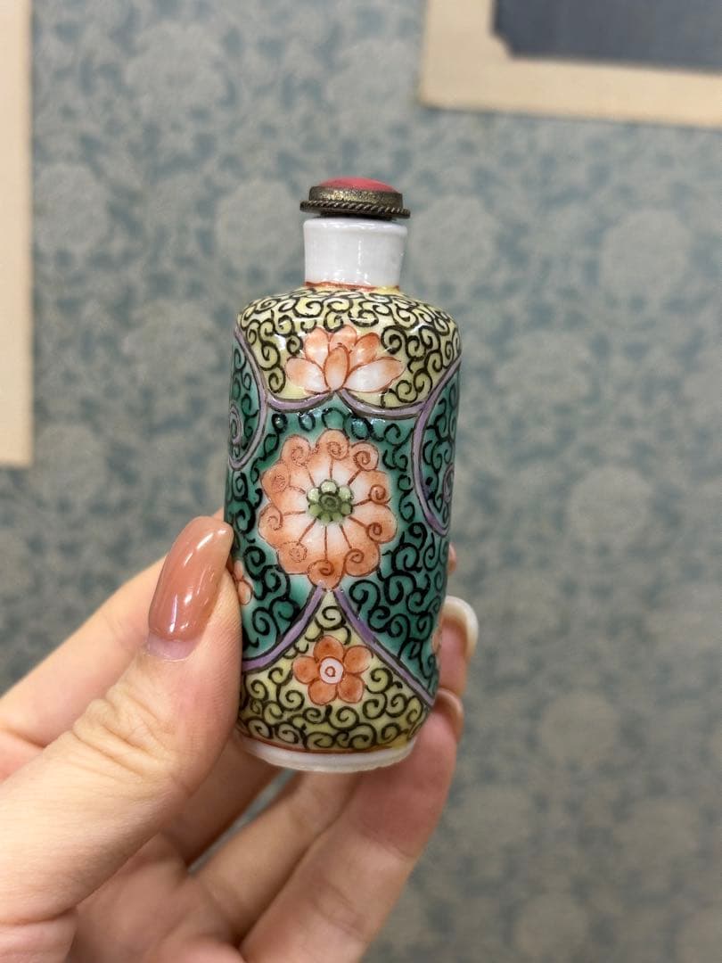 鼻煙壺 色絵 中國古美術 時代物 小物 - メルカリ