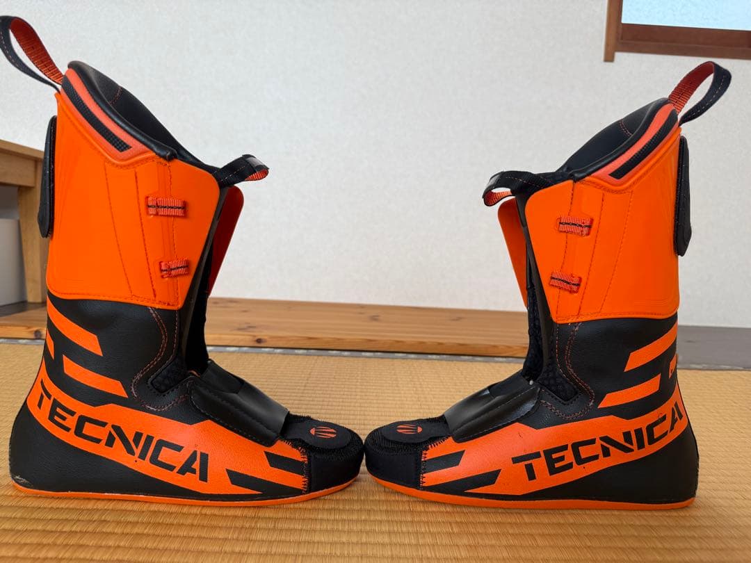 テクニカ FIREBIRD R 130 24.5cm