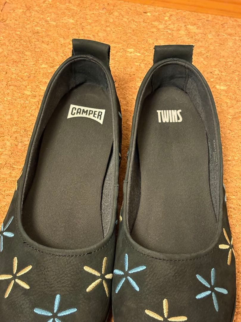CAMPER ライトニナ フラットシューズ 刺繍 花柄 25.5cm - メルカリ