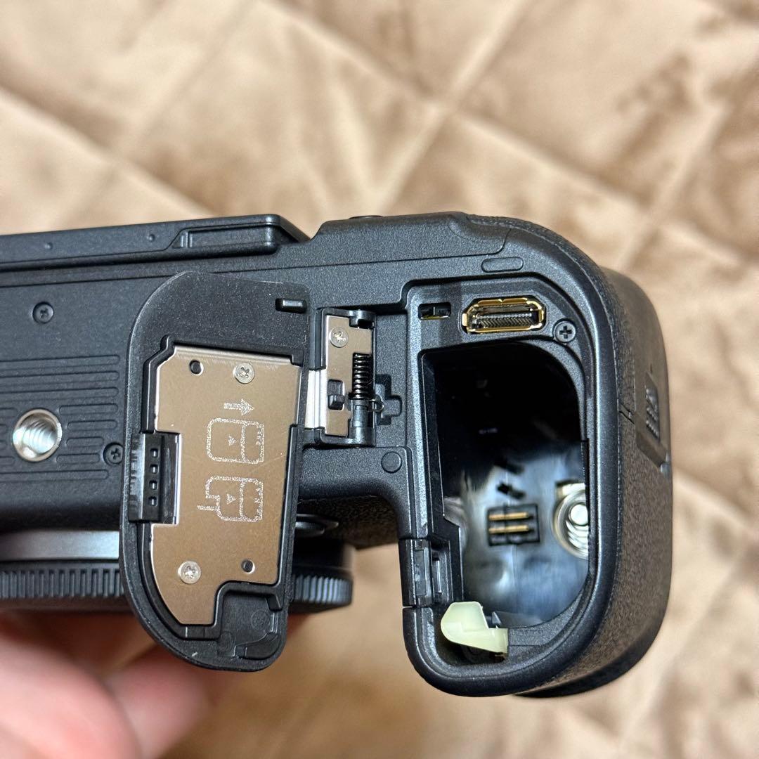 Canon EOS R6 Mark Ⅱ 純正予備バッテリーセット - メルカリ