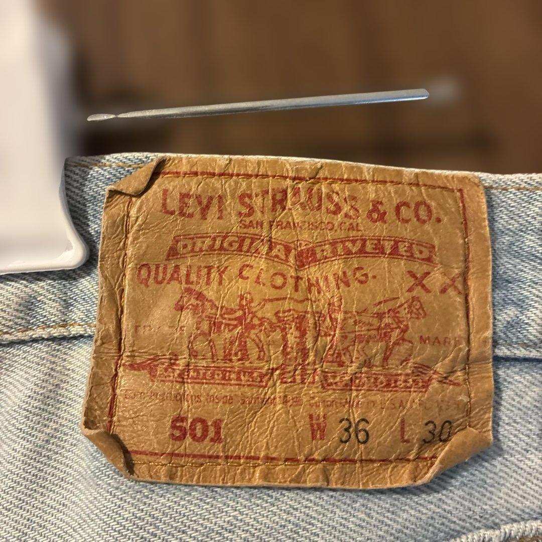 92年製 Levi's 501 USA製 アイスブルー W36 L30 - メルカリ