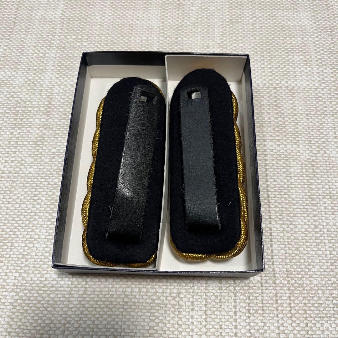 お値下げしました！【PX品】陸上自衛隊礼装用肩章（わらじ）尉官用