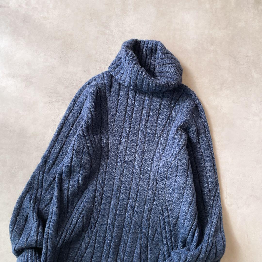 ダーマコレクション カシミヤ100% ケーブル編みタートルネックニット