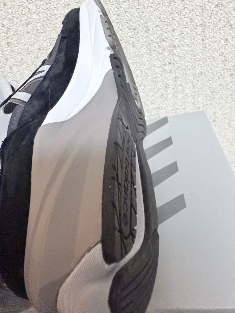 ニューバランス　W990BK6 黒✖️白　24.5cm