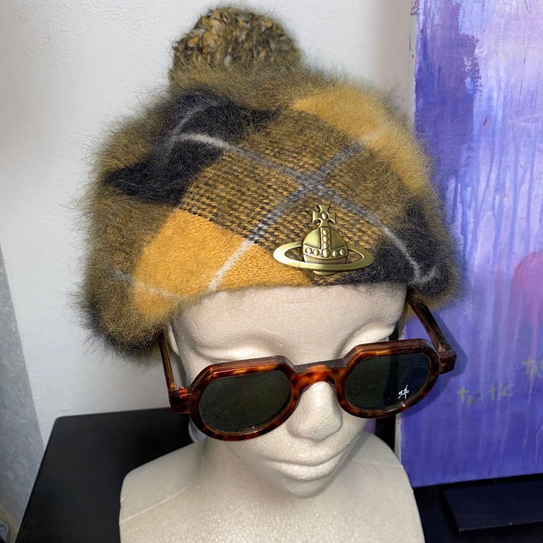 ✨️ Vivienne Westwood ベレー帽 アンゴラ 金具 ポンポン - 国内発送
