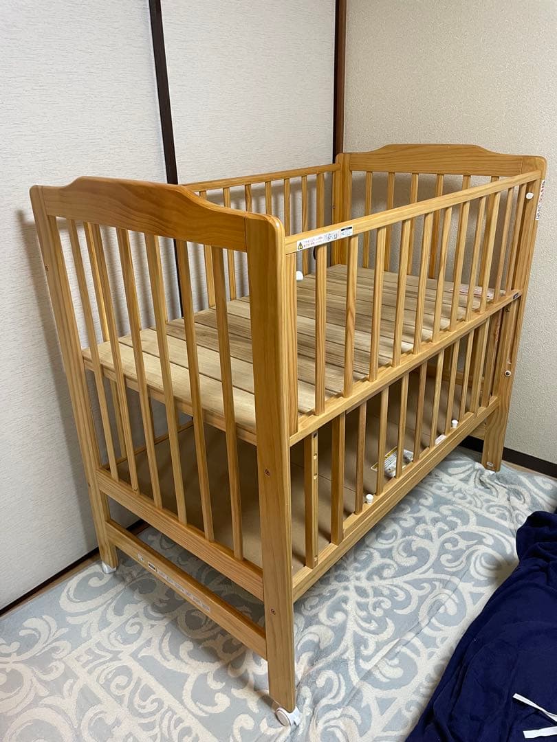 カトージ 木製 ハイポジション ベビーベッド スライド式サイド KATOJI 屈まずに赤ちゃんのお世話ができるハイポジション ベビーベッド