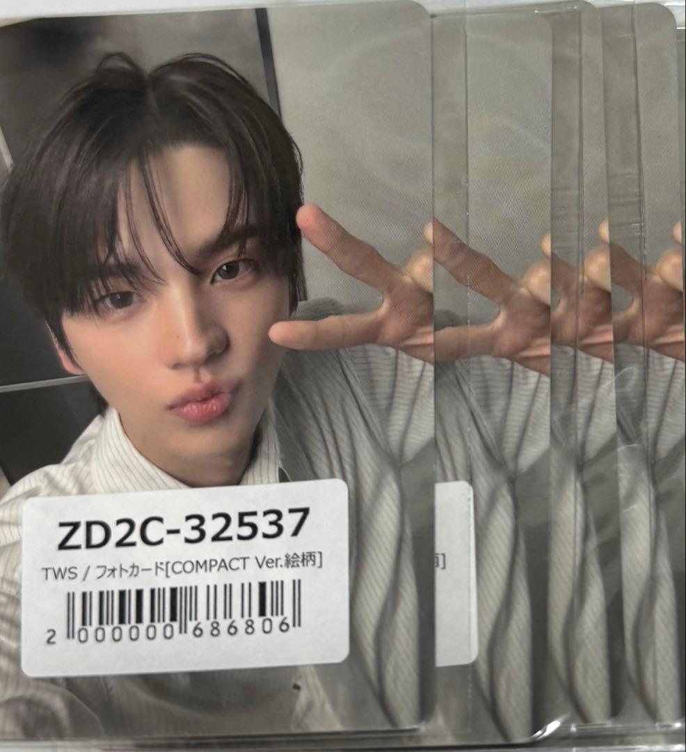 TWS play hard Compact Ver. ユニバ 特典 シニュ - メルカリ