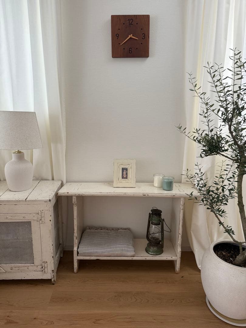 【英国直輸入】アンティーク ホワイト木製シェルフ 楽天市場】＼ クーポンで10%OFF ／ アンティーク シェルフ 背板付き