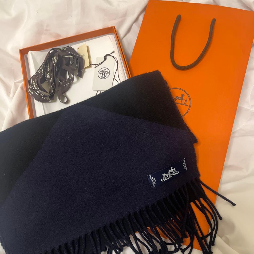 HERMES カシミヤマフラー ネイビー ブラック エルメス カシミヤマフラー レクトヴェルソ 40×160 黒/フランネル