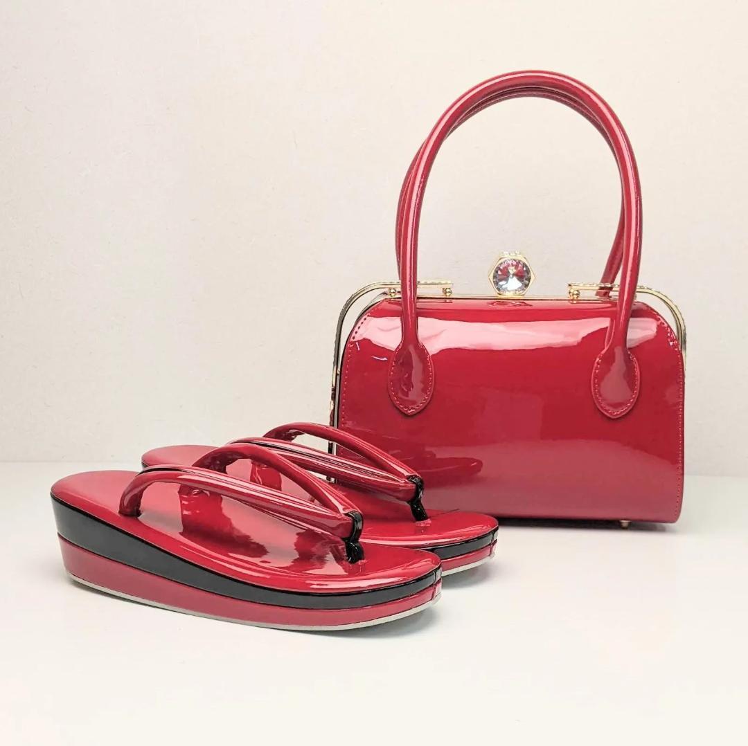 和装 草履バッグセット 振袖用 エナメル ラインストーン 赤×黒 kz13-2 楽天市場】【スーパーSALE 10%OFFクーポン配布中!】草履バッグ セット