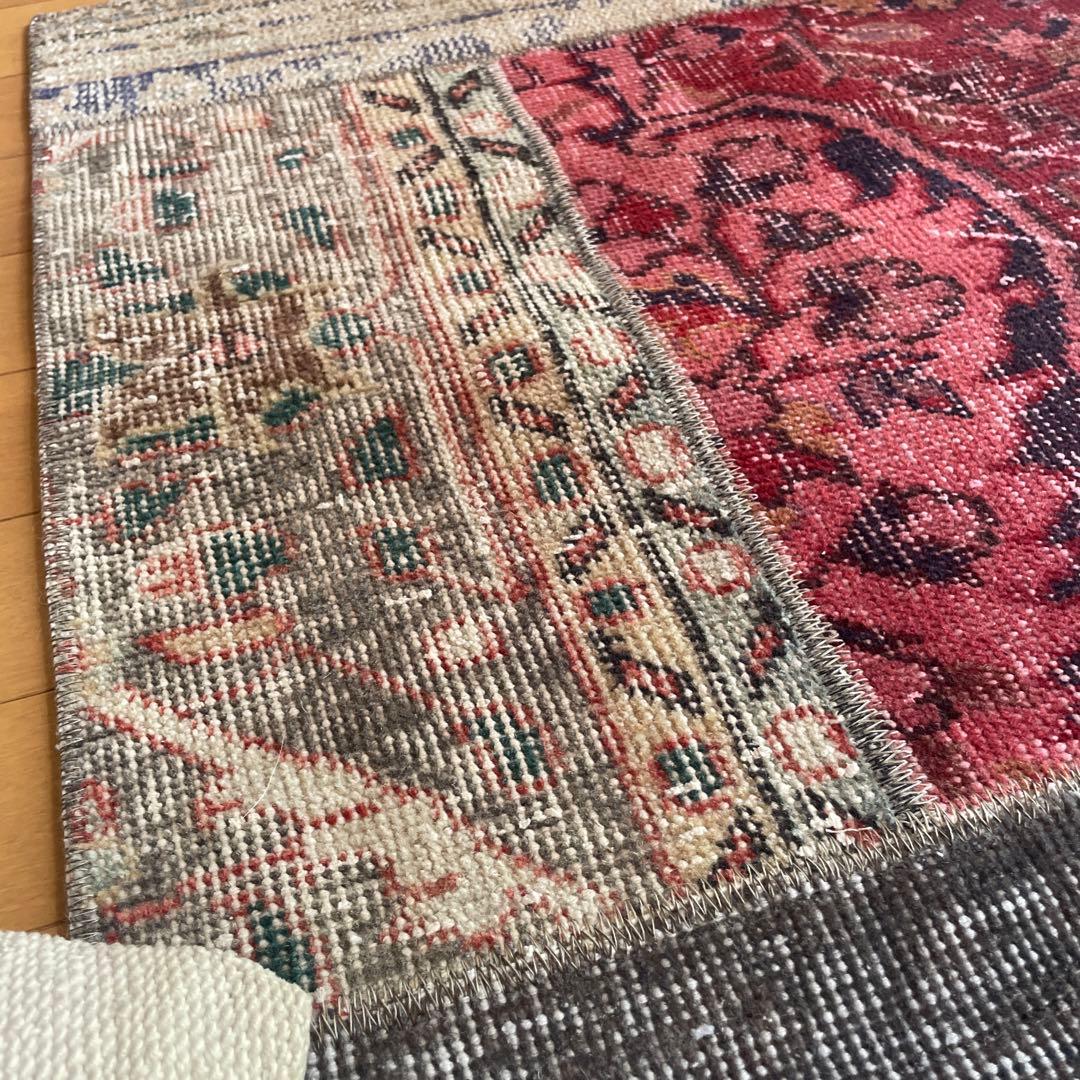 55×86 パッチワーク グレイボタニカル 深み赤 トルコヴィンテージラグ