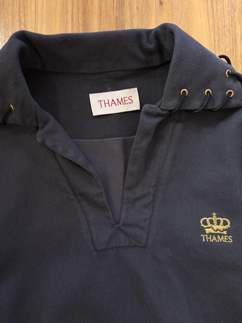 THAMES MMXX. THE AIELLO DRILL TOP