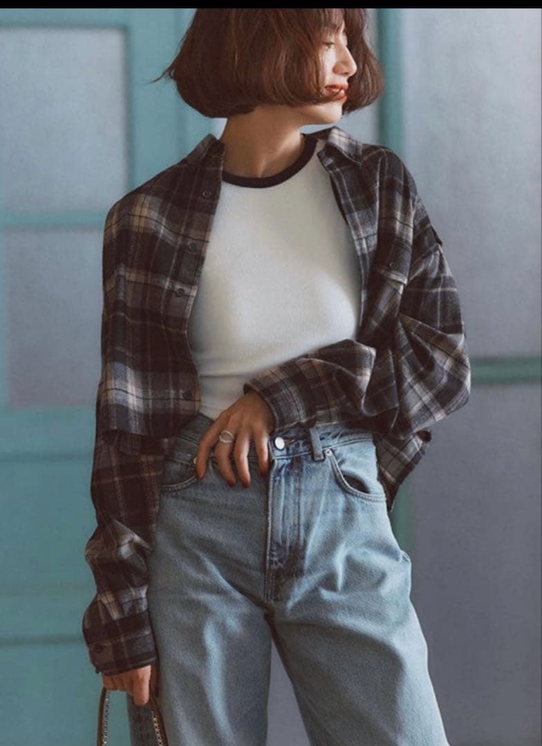 【試着のみ】FORME NbyNaVY 東原亜希エポーレットショートシャツ VERY NaVY×東原亜希さんでブランド立ち上げます「N by NaVY」デビュー