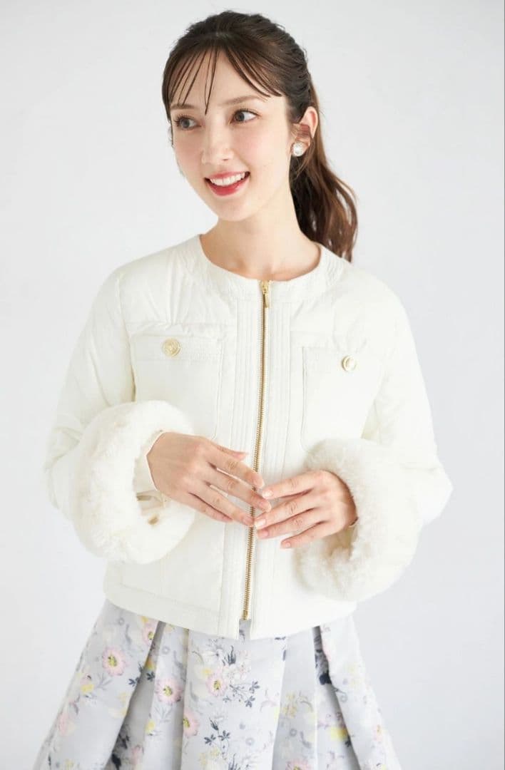 【トッコクローゼット】2wayマイクロファイバージャケット 楽天市場】2WAY袖口ファー付きマイクロファイバージャケット